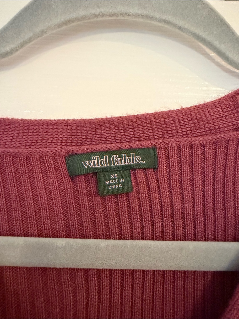 Cropped Rib-Knit Button Sweater - Picture 3 of 3